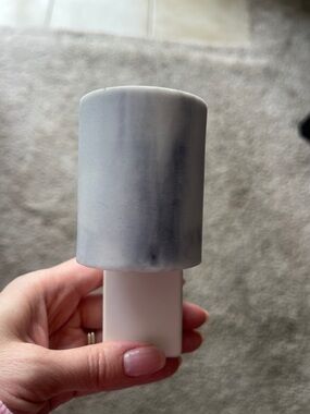 Bath & Body Works Neutral Gray Marble-Look wallflower